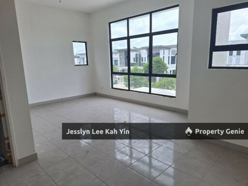 Setia Ecohill 1  Semenyih [Full Loan, Super Cheap]