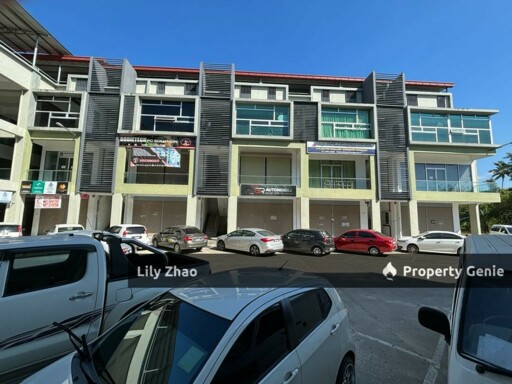 1st Floor Corner Shop Office for Rent, 1,500 Sq ft, Suria Inanam, Kota Kinabalu.