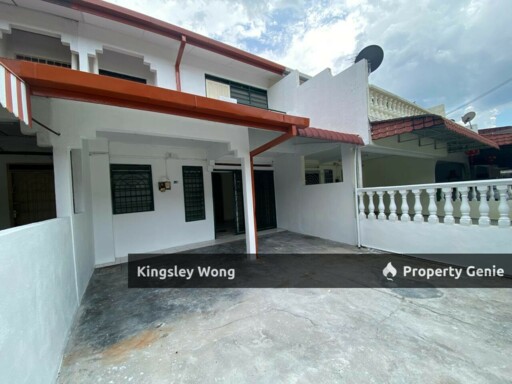 Bercham Taman Mewah Double Storey Terrace House Near Aeon Kinta Ipoh Garden East