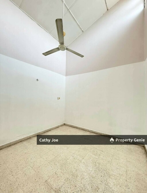 SINGLE STOREY TERRACE END LOT AT TASEK, IPOH