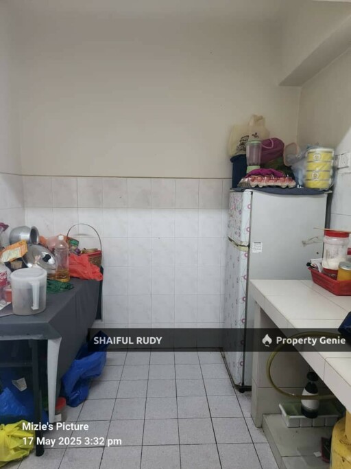 WANT TO SALE. MENARA KLH CONDOMINIUM, JALAN KASIPILLAY 51200 KUALA LUMPUR.
