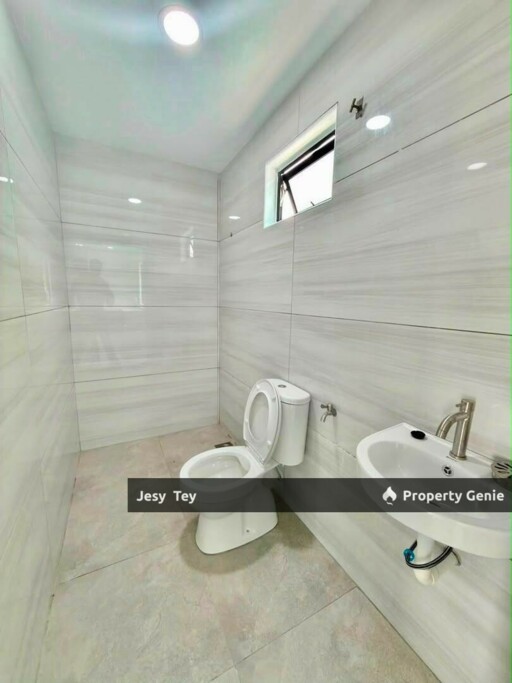 Taman Puteri Wangsa Single Storey Corner Lot