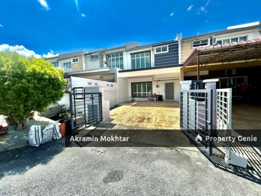 FREEHOLD, GUARDED & GATED | DOUBLE STOREY TERRACE OCKBERRY TAMAN PELANGI SEMENYIH