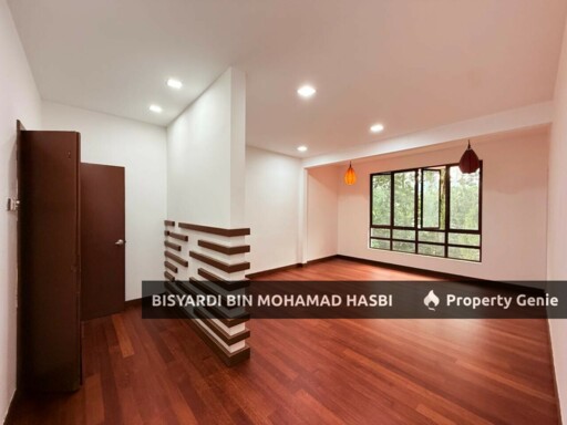 2.5 Storey Bungalow House Jalan Elitis Dahina, Valencia Sungai Buloh.
