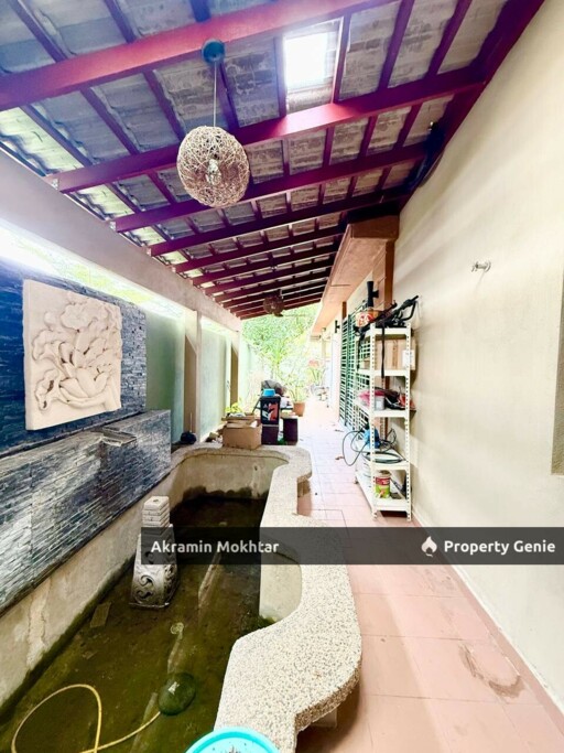 Freehold & Fully Renovated | 3 Storey Semi-D Taman Saujana Suria Kajang
