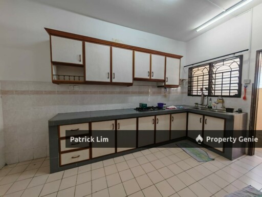 Semabok Jaya Double Storey Terrace (For Sale)