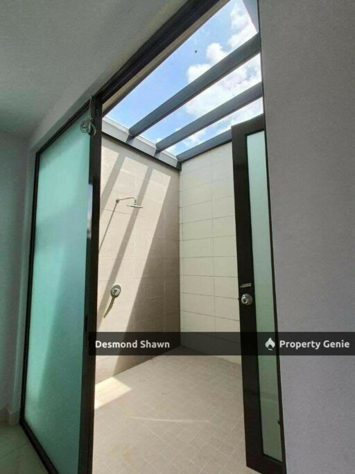 The Crystal @ Indahpura Kulai 3Storey Terrace House