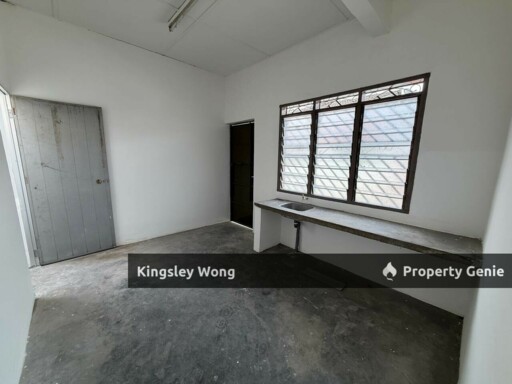 Taman Muhibbah Sg Siput Near Kanthan Kuala Kangsar Satu Tingkat Rumah 3 Bilik Baisc Condition