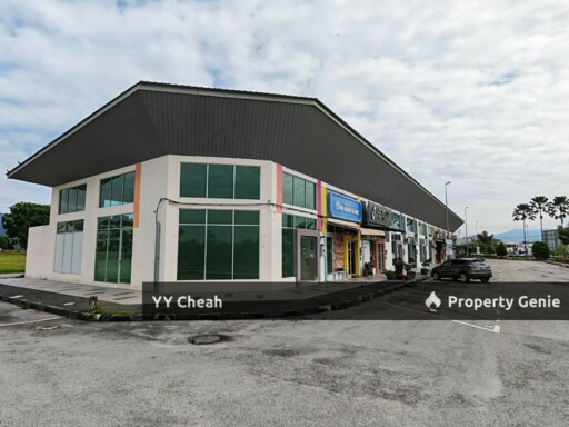 Bandar Lahat Mines Ipoh, Corner Shop for Rent, High Exposure, Great Location, Pasar Malam