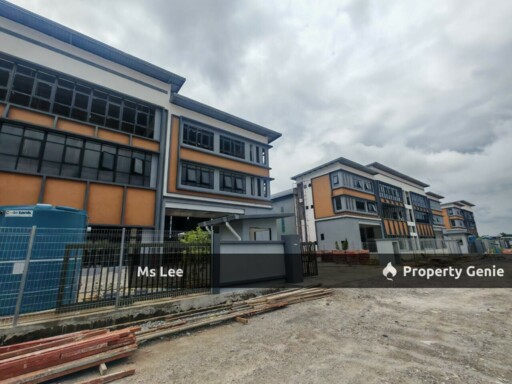 Intermediate Semi-D Factory with Office-Jenjarom Industrial Park