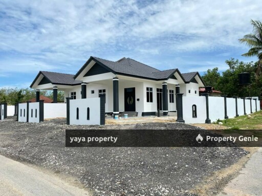 FOR SALE: BATU 23 LABOK MACHANG KELANTAN