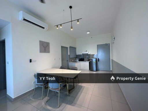 CORNER SEAVIEW Amber Cove Residences 2R Unit