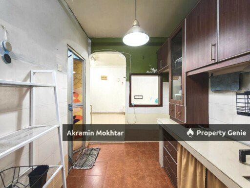 FREEHOLD & RENOVATED | PANGSAPURI ENGGANG IN KINRARA PUCHONG