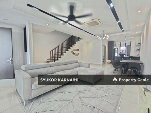 ELMINA GREEN 1 Jalan Casuarina