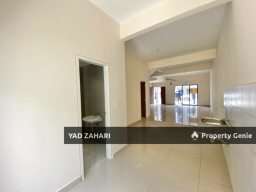 Nassim Heights, Ampang | 3-Storey Link 5 Bedrooms | RM1.2M - Strategic Location & Exclusive Private Road