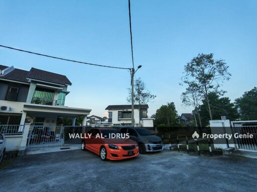 Semi-D Cluster End Lot @ Bayu Suria Puncak Alam