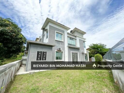 FREEHOLD [RENOVATED] Double Storey Semi-D Tiara Heights, Bandar Baru Salak Tinggi, Sepang.