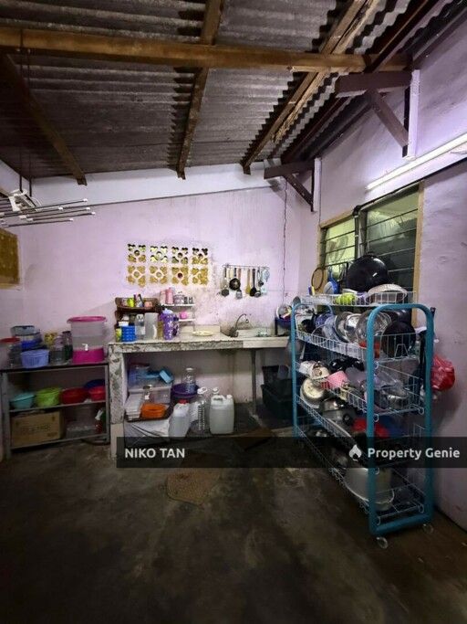 Jalan Molek 2Sty Low Cost Original Condition For Sale