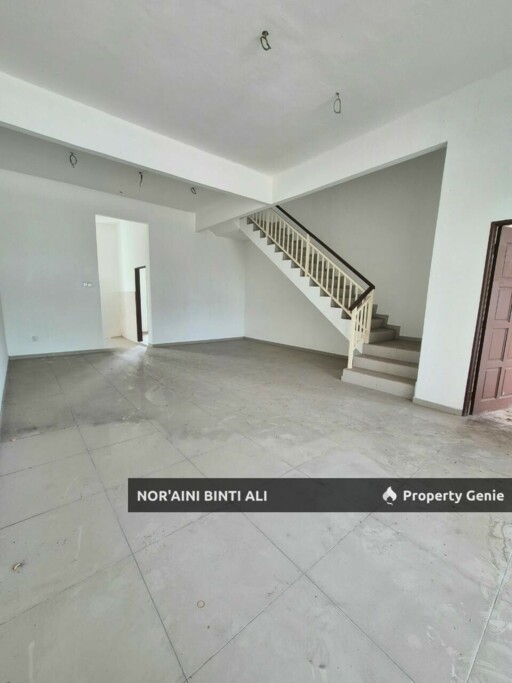 Teres 2 Tingkat untuk Dijual di Taman Geliga Permai, Kemaman