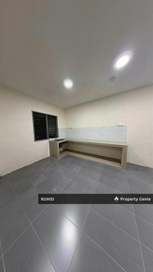 Single Storey Terrace House For Sale @ Taman Seraya, Kulai | Freehold | Renovated