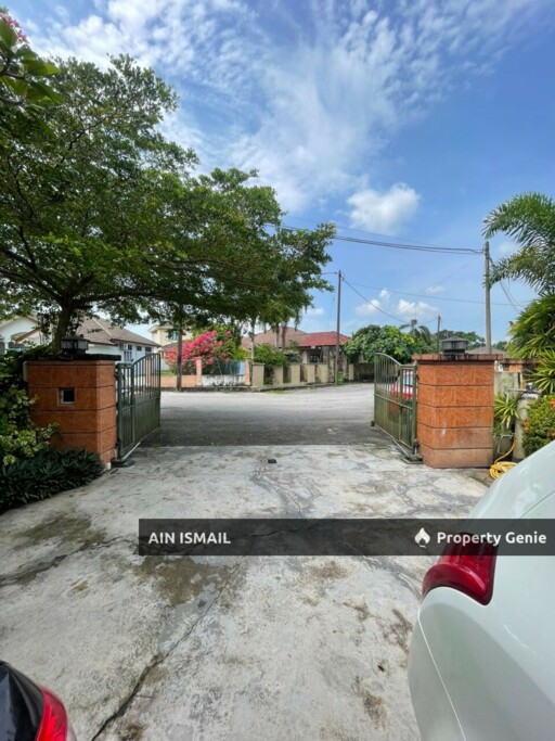 [FULLY RENOVATED] BANGLO SETINGKAT INDERA MAHKOTA 2, KUANTAN