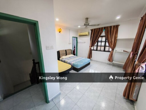 Taman Desa Aman Lahat Pengkalan 6 rooms unit Endlot Near Mall Schools