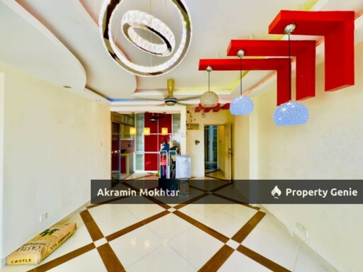 Corner Unit, Renovated & 2 Covered Parking | Sunway Suriamas Condominium, Bandar Sunway Selangor