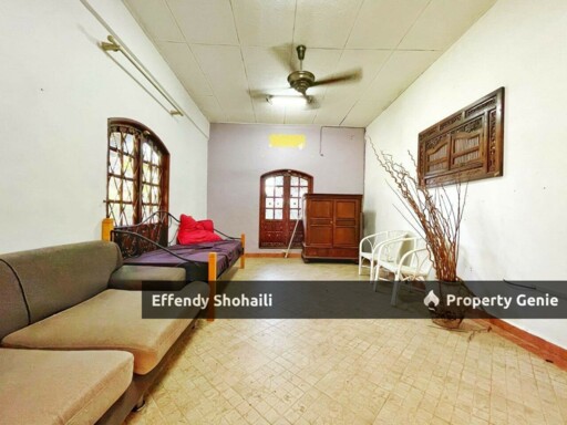 PANTAI SEPANG PUTRA BUNGALOW