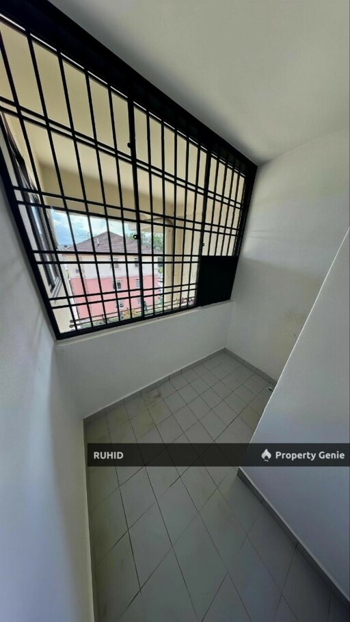 Vista Seri Alam, Masai – Renovated Freehold Apartment