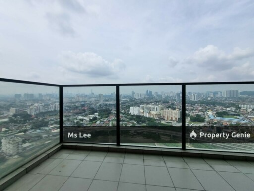 Lakeville Residence with KLCC & KL Tower View - Sale Below Bank Value Rm140k