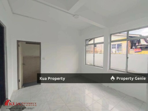 Double Storey Semi-Detached House For Sale! Located at Nanas Road West