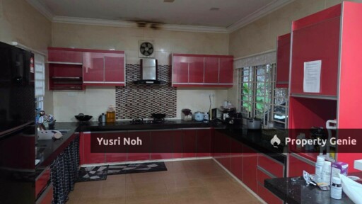 Bungalow Single Storey at Bandar Putra Permai, Seri Kembangan