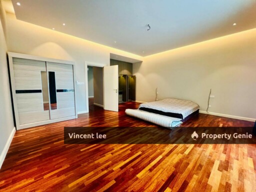 Taman Meranti Jaya, 3 Storey Luxurious Bungalow with Swimming Pool, Freehold, Facing North, Tip Top Condition