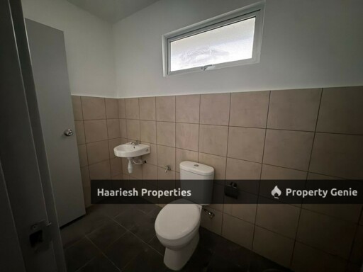 Double Storey House Taman Puncak Warisan