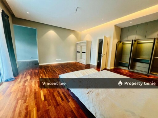 Taman Meranti Jaya, 3 Storey Luxurious Bungalow with Swimming Pool, Freehold, Facing North, Tip Top Condition