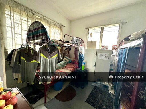 APARTMENT SEROJA JALAN SETIA MURNI, SETIA ALAM