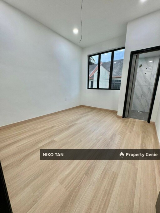 Jalan Permas Double Storey With Fully Renovated Bandar Baru Permas
