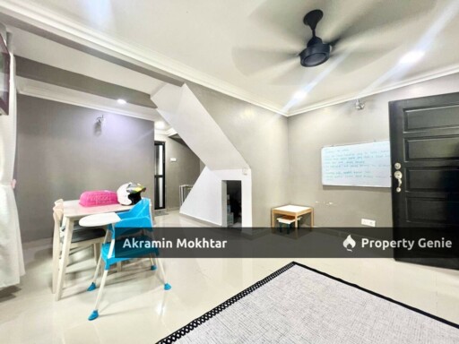 Freehold & Renovated | [End Lot] Double Storey, Taman Koperasi Cuepacs @ Kajang