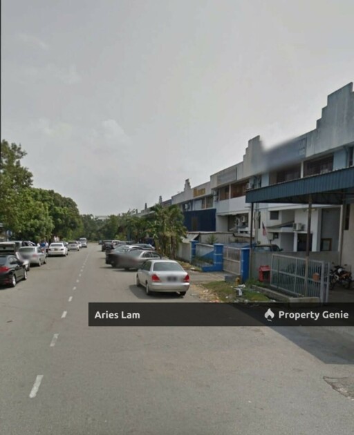 1.5 Storey Terrace Factory in Taman Desa Cemerlang For Rent
