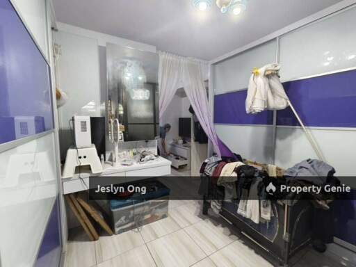 2 Bedrooms Apartment at Permas Jaya for Sale