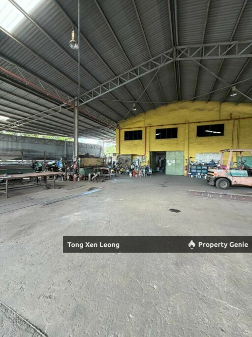 Krubong FREEHOLD Industrial Land + Warehouse For Sale !!