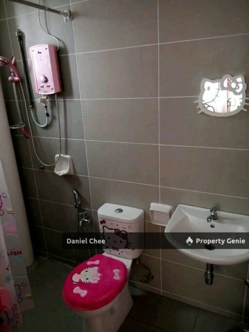Meru Prima High Floor Hello Kitty Theme Condo FOR RENT