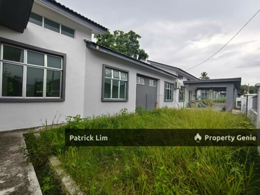 Taman Ganun Setia, Alor Gajah - Single Storey Semi-D For Sale