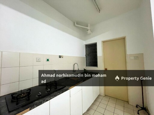 Partially Furnished Akasia Apartment at Setia Alam for RENT