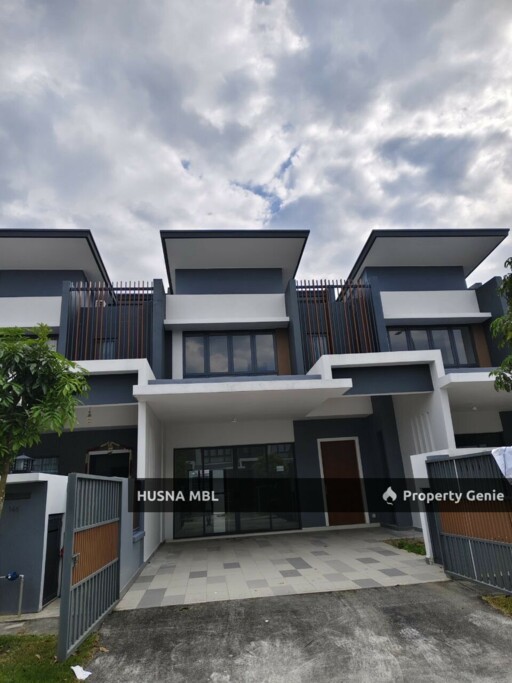 Brand New 2 Storey Terrace House For Sale at Jardin Residence Sungai Buloh Selangor | Freehold 4R4B 22x75