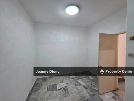 USJ 20 Double Storey House