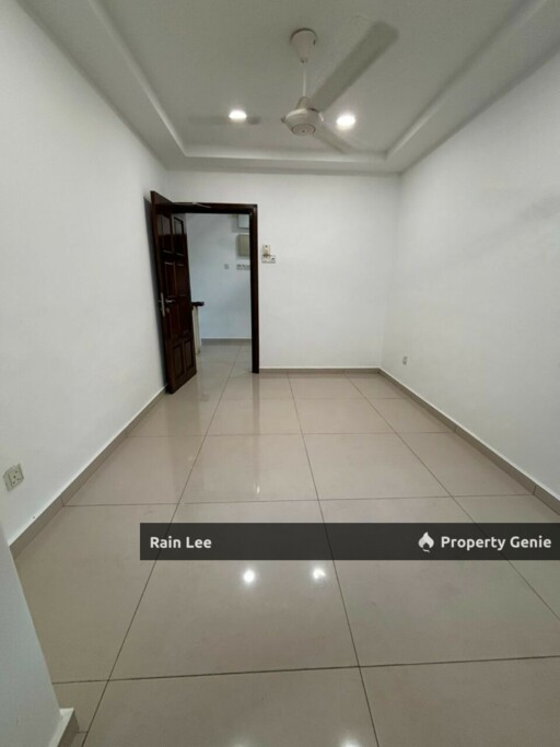 Freehold / Fully Extended / 3 Storey Terrace for Sale / Intermediate Lot / Near Pavilion Bukit Jalil /24Hrs Security with Gated & Guarded