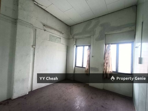 Gopeng Shop Lot for Sale - Jalan Eu Kong Freehold 22x70
