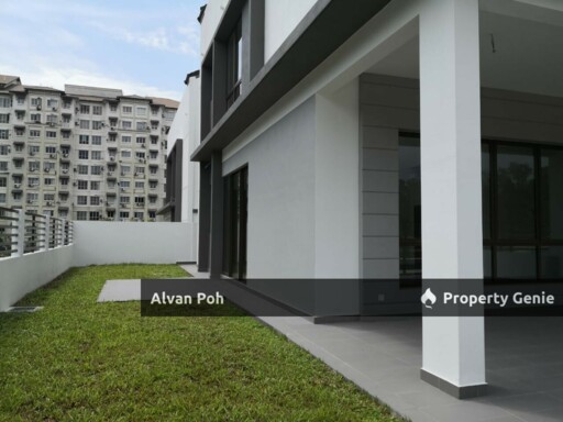 New Semi-D 2 Storey House