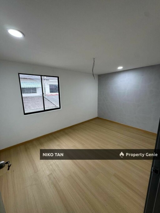 For Sale Jalan Harmoni 4/5 Taman Desa Harmoni, Johor Bahru